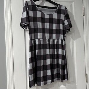 Black and Gray Checkered Women’s Maternity Shirt